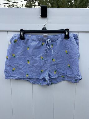 Tabitha Webb Shorts Women's Large Pajama Shorts Casual Pull On Pineapples